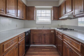 1917 20th St-Unit -3 in Huntsville, TX - Building Photo - Building Photo