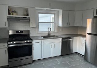 166 Blaine Ave, Unit Lower in Buffalo, NY - Foto de edificio - Building Photo