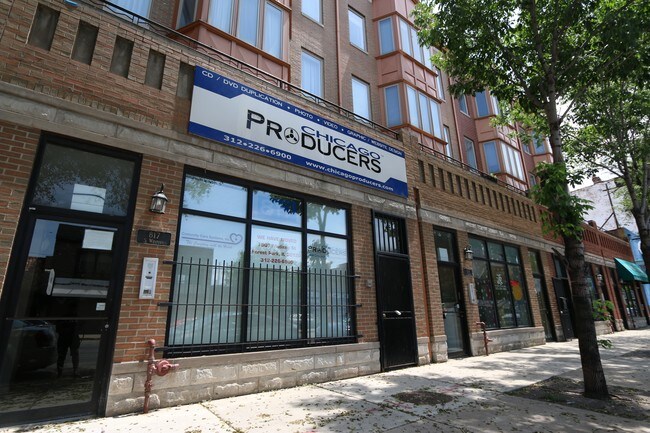 811-823 S Western Ave in Chicago, IL - Building Photo - Building Photo