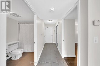 15 Brunel Ct in Toronto, ON - Building Photo - Building Photo