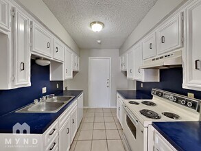 6175 34th St in Lubbock, TX - Foto de edificio - Building Photo