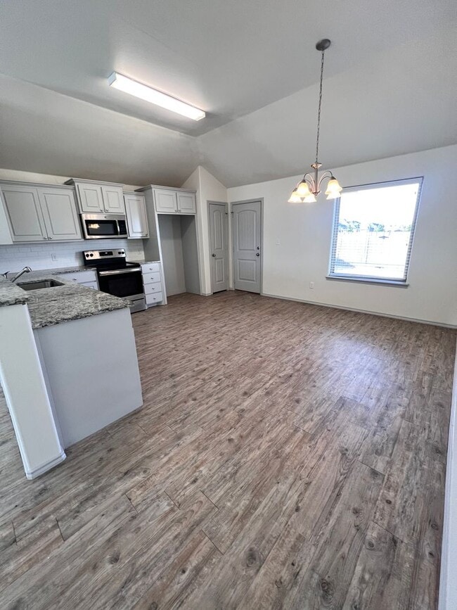 1410 Kingston St in Wolfforth, TX - Building Photo - Building Photo