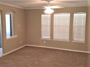 15923 Mission Glen Dr in Houston, TX - Building Photo - Building Photo