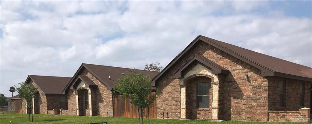 112 W Amy Dr in San Juan, TX - Building Photo