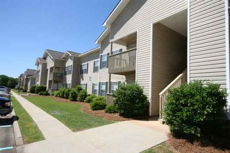 Lincoln Square Apartments in Enterprise, AL - Building Photo - Building Photo