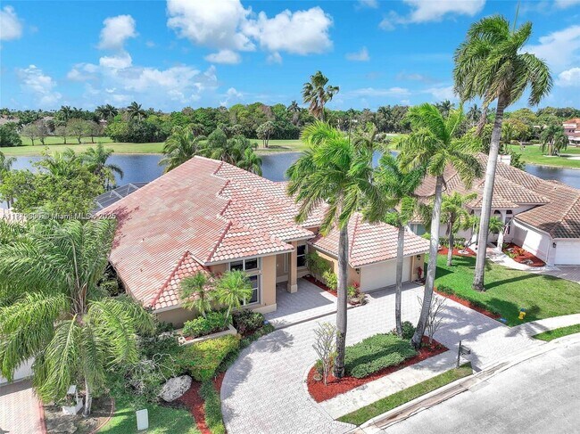 property at 620 Laurel Ln
