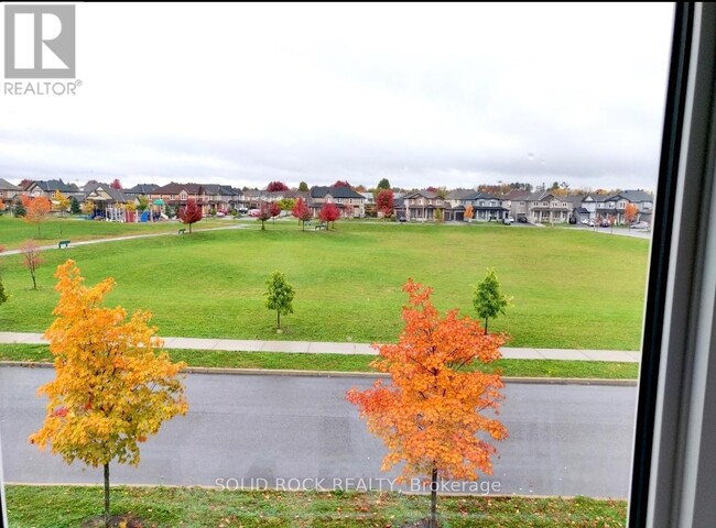 151 Springbeauty Ave in Ottawa, ON - Building Photo - Building Photo