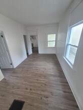 1327 Parkway Ave in Covington, KY - Building Photo - Building Photo