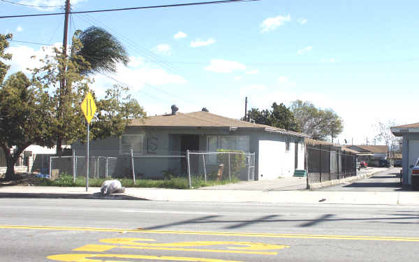 2472-2476 Del Mar Ave in Rosemead, CA - Building Photo