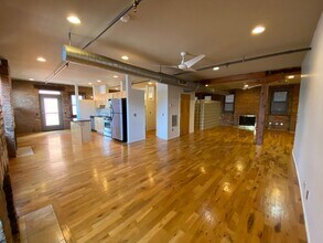 404 Reading Rd in Cincinnati, OH - Building Photo - Building Photo