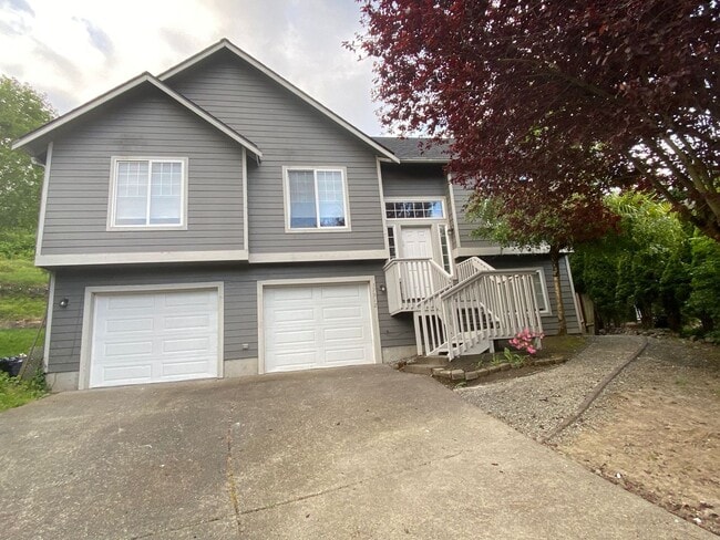 property at 37912 20th Ct S