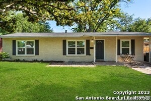 property at 338 Tomrob Dr