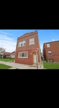 5817 W 16th St, Unit First Floor in Cicero, IL - Building Photo - Building Photo