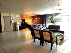 1100 W Trinity Mills Rd in Carrollton, TX - Building Photo - Building Photo