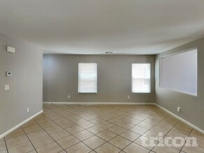 11751 Village Arbor St in Las Vegas, NV - Foto de edificio - Building Photo