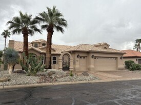 15061 W Pinchot Ave in Goodyear, AZ - Building Photo