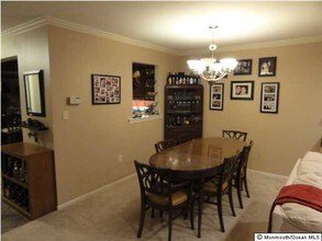 45 Liverpool Ct in Freehold Township, NJ - Building Photo - Building Photo