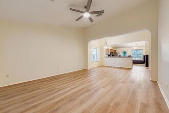 4418 Mather in Kyle, TX - Building Photo - Building Photo