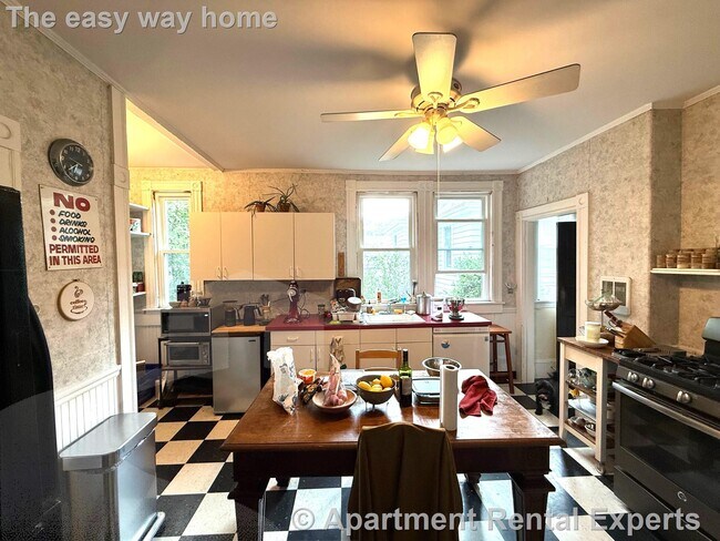 13 Standish St in Cambridge, MA - Building Photo - Building Photo