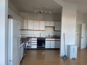37 Winnisimmet St, Unit 8 in Chelsea, MA - Building Photo - Building Photo