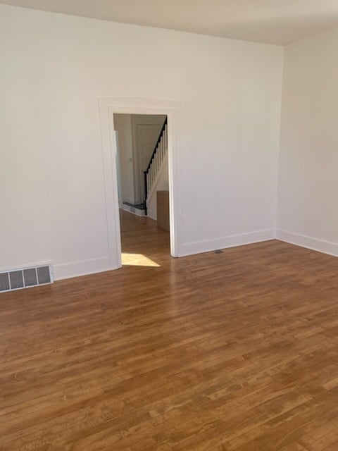property at 517 N Illinois St