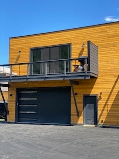 property at 334 Meadows Dr