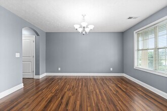 1255 Eagle's View Dr in Clarksville, TN - Building Photo - Building Photo
