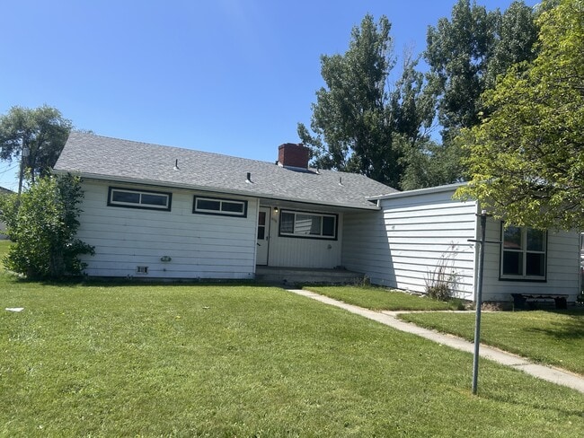 property at 1008 St Johns Ave