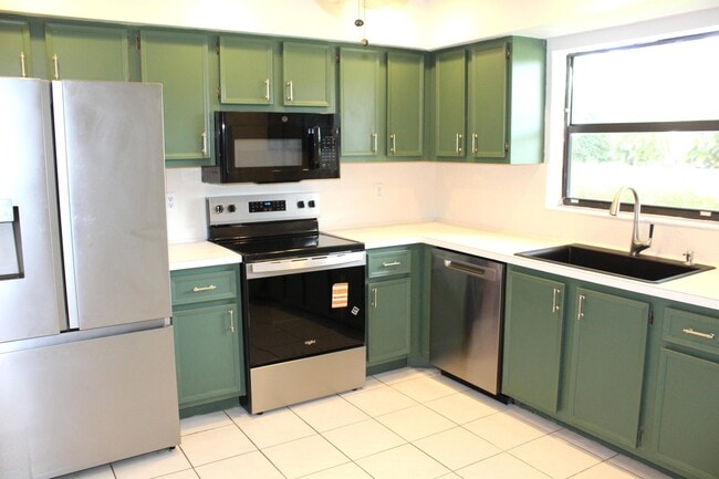 9955 Papaya Tree Trail in Boynton Beach, FL - Building Photo - Building Photo