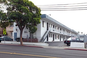 640 E 16th St in National City, CA - Building Photo