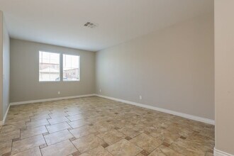 1217 Grove Park St in Henderson, NV - Building Photo - Building Photo