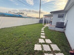 5642 SW 5th St in Miami, FL - Building Photo - Building Photo