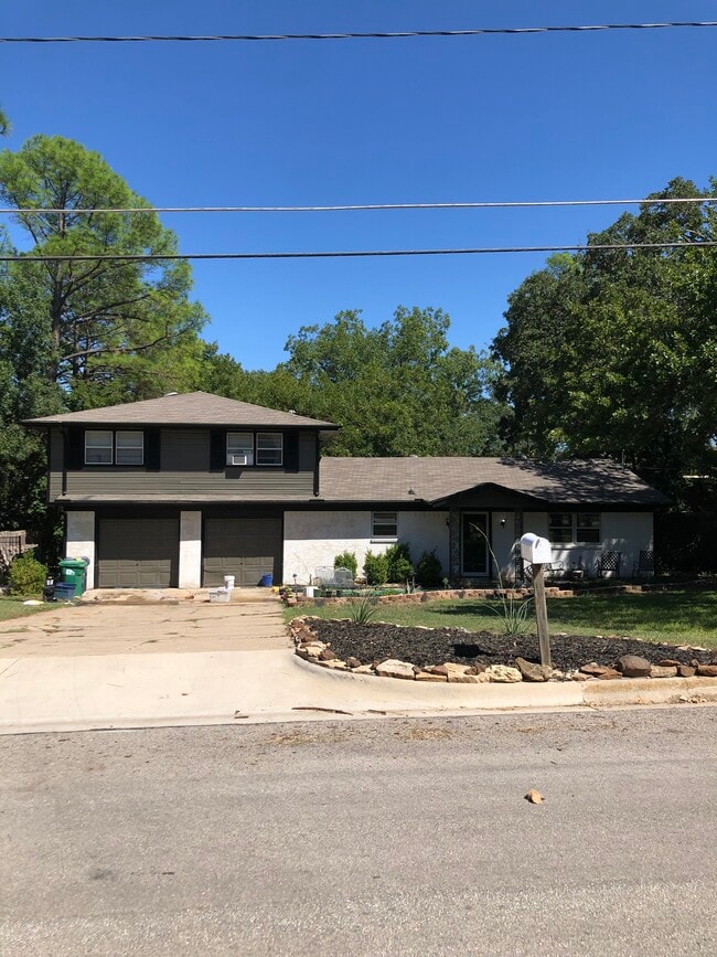 property at 1301 Kendolph Dr