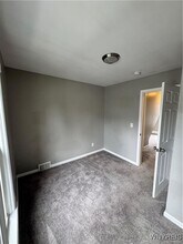 260 Chestnut St in Lockport, NY - Building Photo - Building Photo