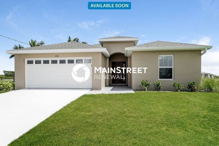 1238 NE 40th Terrace in Cape Coral, FL - Foto de edificio