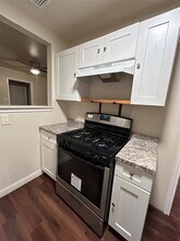 914 Gene Johnson St in Austin, TX - Building Photo - Building Photo