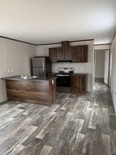 412 Parker St in Oak Grove, KY - Building Photo - Building Photo