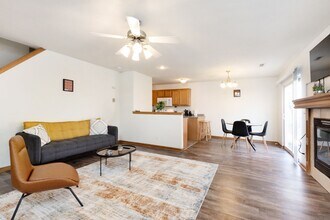 2518 Deerfield Blvd in Junction City, KS - Building Photo - Building Photo