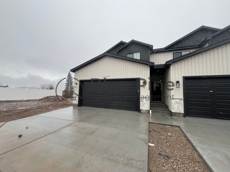 3007 Kealoha Ct in Ammon, ID - Building Photo