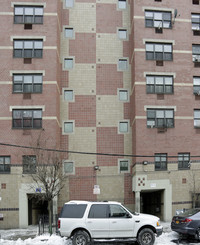 2240 Walton Ave in Bronx, NY - Foto de edificio - Building Photo