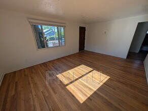 2425 Mountain Rd NW in Albuquerque, NM - Building Photo - Building Photo