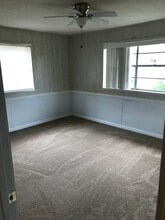 210 Kilarny Rd in Wilmington, NC - Building Photo - Building Photo