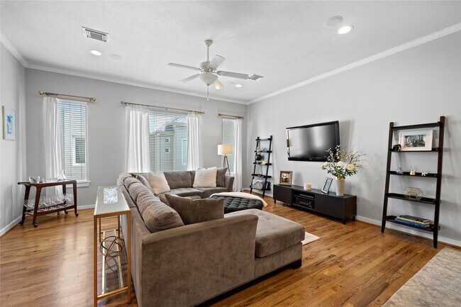 4510 Center St in Houston, TX - Building Photo - Building Photo