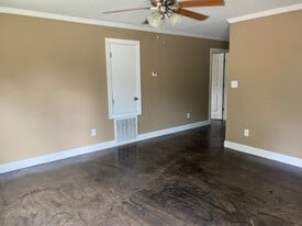 1009 Dean Chapel Rd in West Monroe, LA - Building Photo