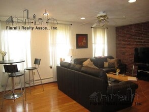 178 Salem St, Unit 2 in Boston, MA - Building Photo - Building Photo