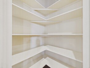 9228 RidgeGate Pkwy in Lone Tree, CO - Foto de edificio - Building Photo