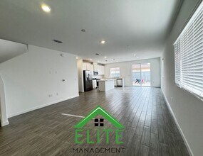 7066 Rocky Bay Road in Stockton, CA - Building Photo - Building Photo