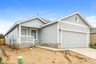 10121 Bridgton Mill in San Antonio, TX - Building Photo - Building Photo