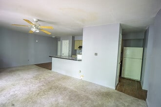 1300 Park Glen Dr in Raleigh, NC - Building Photo - Building Photo