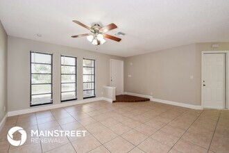 18477 Miami Blvd in Ft. Myers, FL - Foto de edificio - Building Photo
